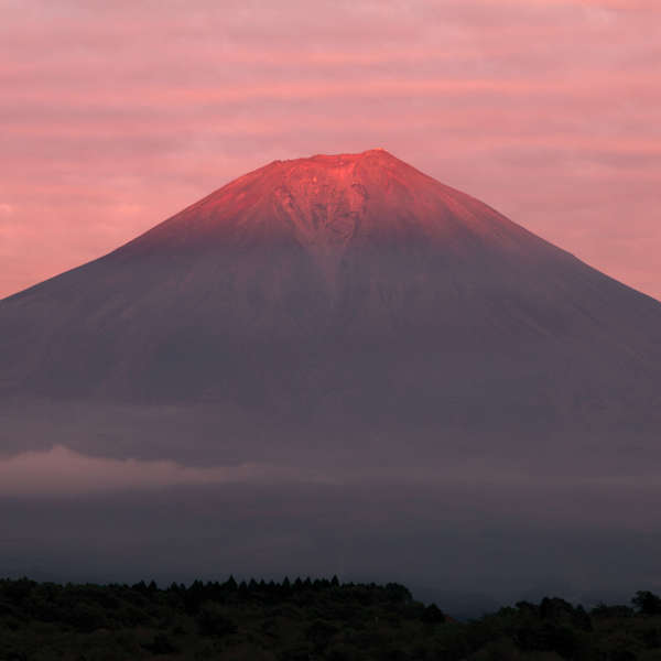 秀峰閣湖月
